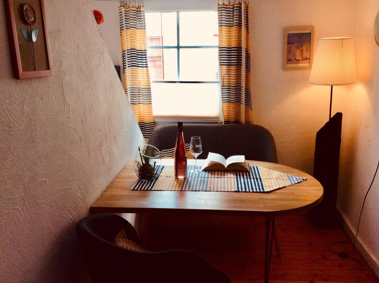 Winzerhaeuschen, Weingut Th. Mueller Apartment ไรล์ ภายนอก รูปภาพ