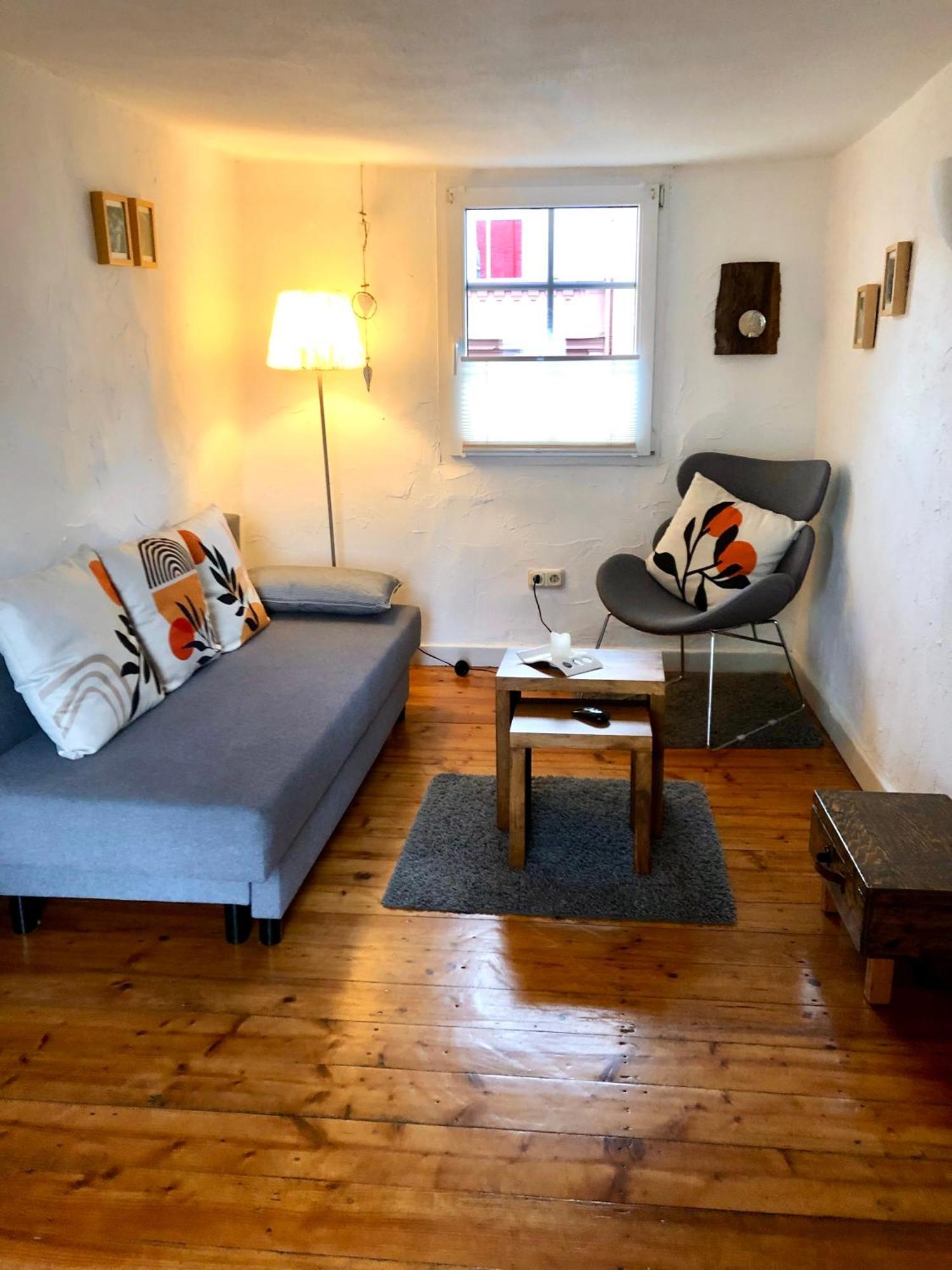 Winzerhaeuschen, Weingut Th. Mueller Apartment ไรล์ ภายนอก รูปภาพ