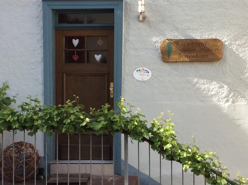 Winzerhaeuschen, Weingut Th. Mueller Apartment ไรล์ ภายนอก รูปภาพ